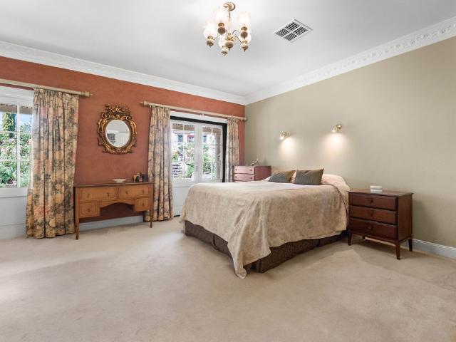 Cottage for sale in Sydney, New South Wales