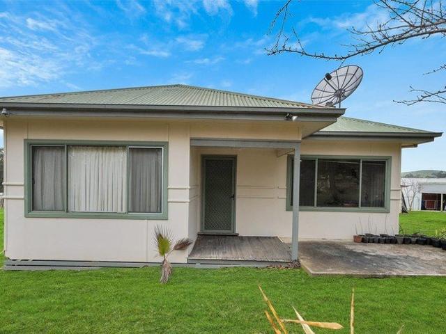 House for sale in Clonbinane, Victoria