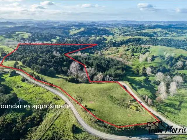 House for sale in Paparoa, Northland