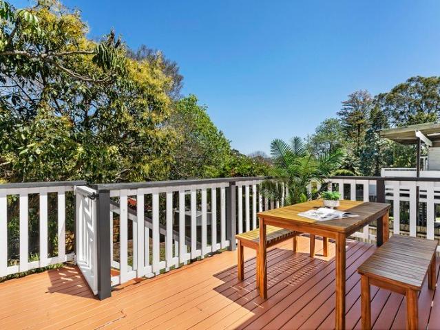House for sale in Lower North Shore, Sydney