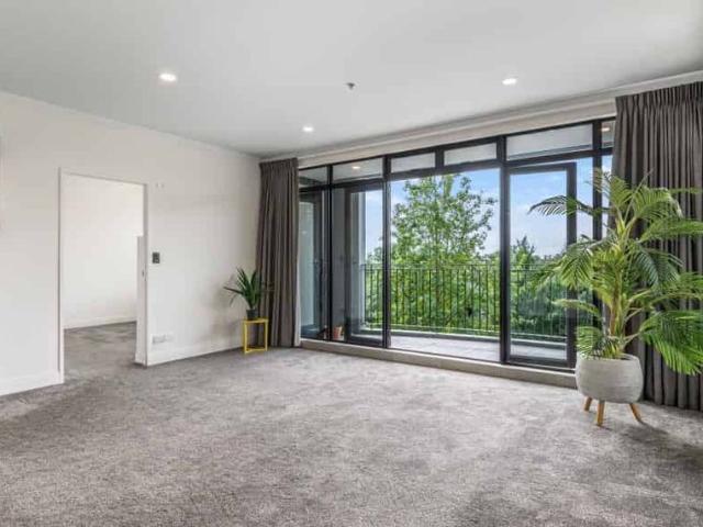 Apartment for rent in Newmarket, Auckland