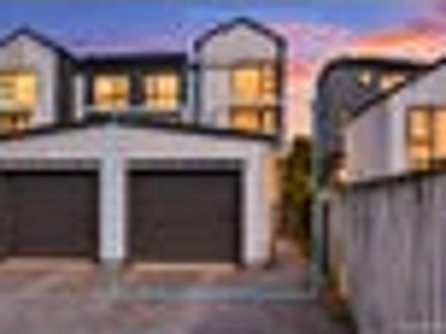 Townhouse for sale in Limeburners Bay, Upper Harbour
