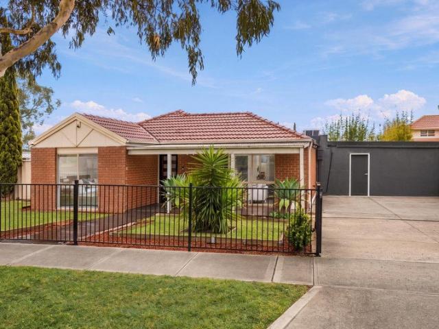 House for sale in Sydenham, Melbourne
