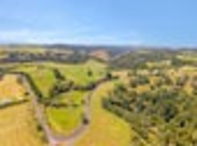 Land for sale in Awhitu