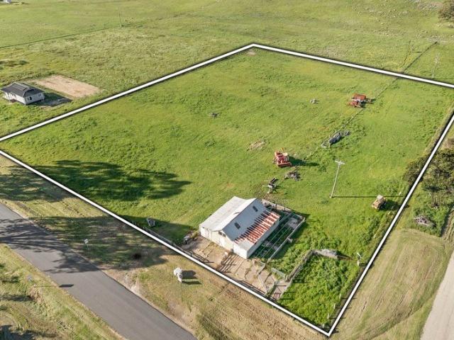 Land for sale in Warrak, Ararat
