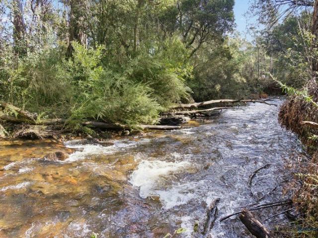 Cottage for sale in Taggerty, Victoria