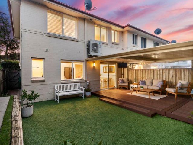 Townhouse for sale in Sutherland, New South Wales