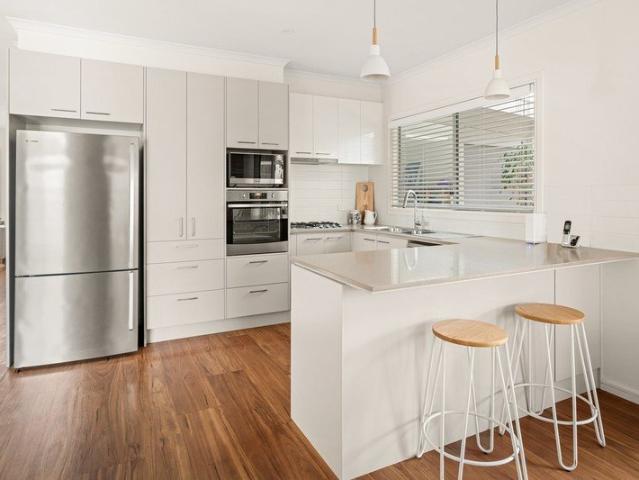 House for sale in Berwick Waters - College Green, Melbourne