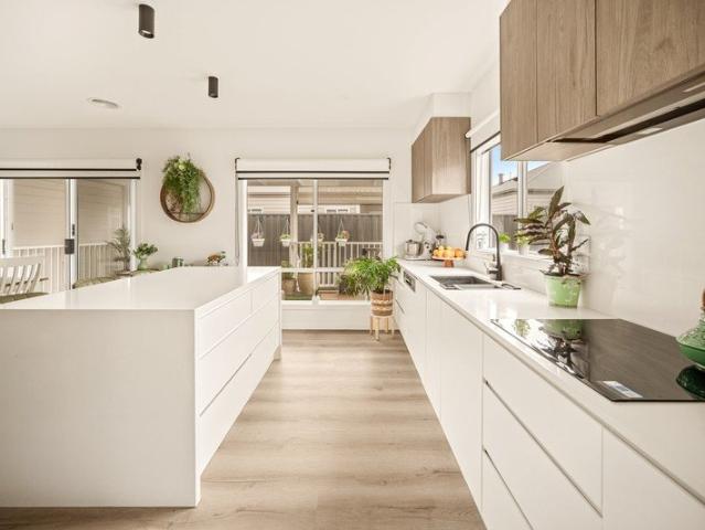 House for sale in Riverfield Estate, Melbourne