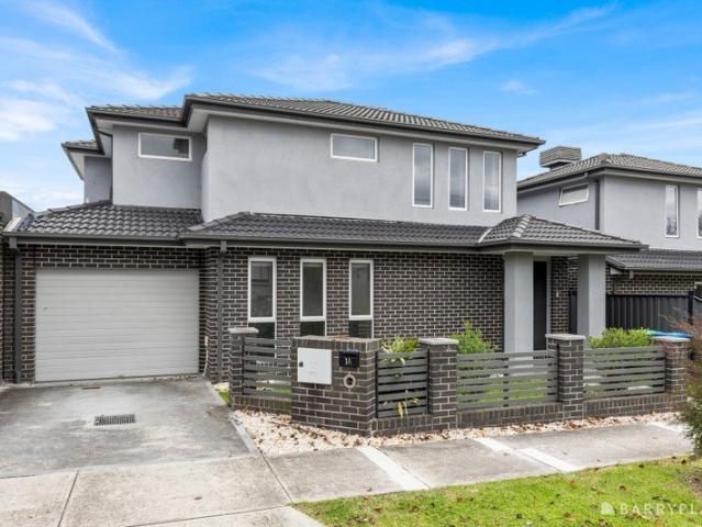 Townhouse for rent in Camerons Creek, Victoria
