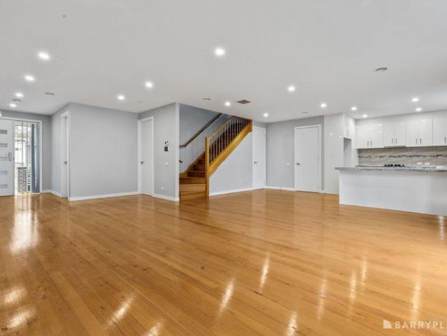 Townhouse for rent in Camerons Creek, Victoria
