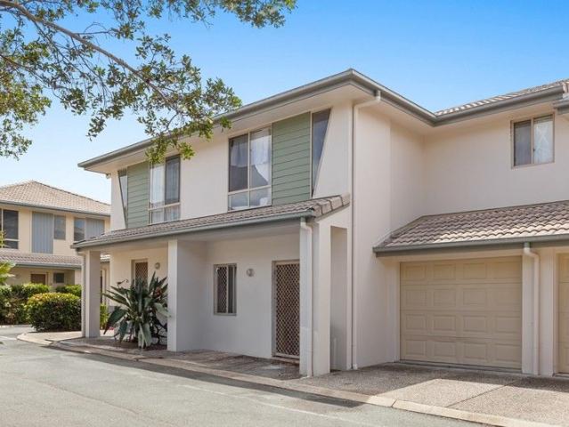 Townhouse for sale in Toombul, Queensland