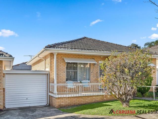 Villa for sale in Sydney, New South Wales
