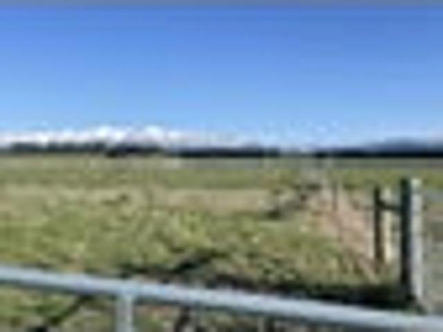 Land for sale in Canterbury