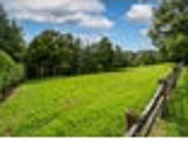Land for sale in Awhitu
