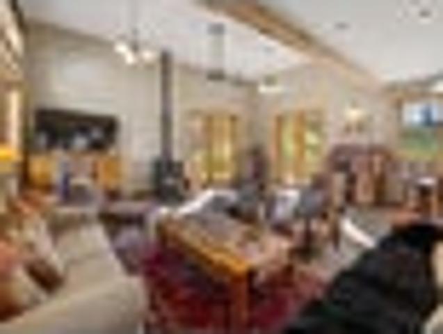 House for sale in Otakou