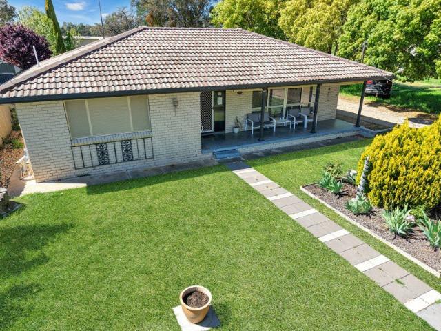 House for sale in Young, Hilltops Council