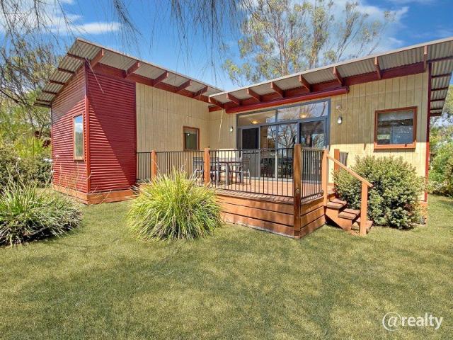 Villa for sale in Cowes, Victoria