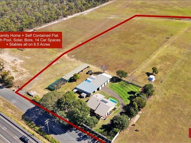 Cottage for sale in South Bingera, Queensland
