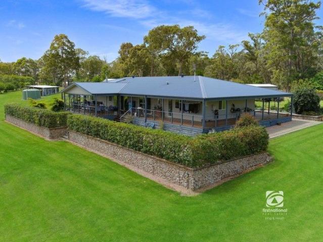 House for sale in Simpsons Creek, Victoria