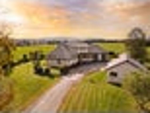 House for sale in Otakou