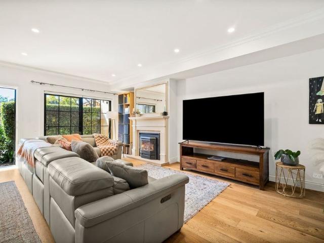 Townhouse for rent in Sydney, New South Wales