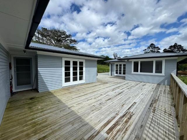 House for rent in Awhitu, Oroua County