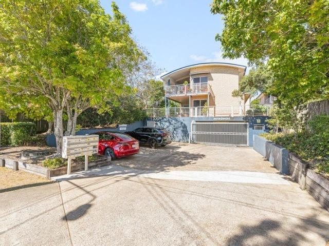Townhouse for sale in Toombul, Queensland