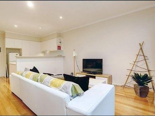 Townhouse for rent in Camerons Creek, Victoria