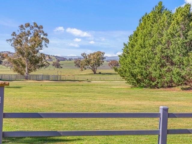 Cottage for sale in Laffing Waters, Bathurst