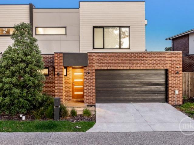 House for sale in Mill Park Lakes, Melbourne