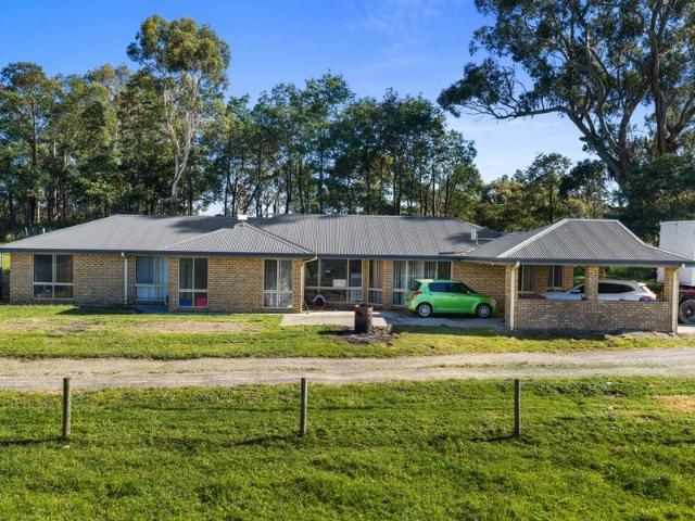 Cottage for sale in Korumburra, Victoria