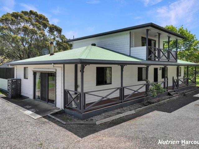 House for sale in Woodside, Victoria