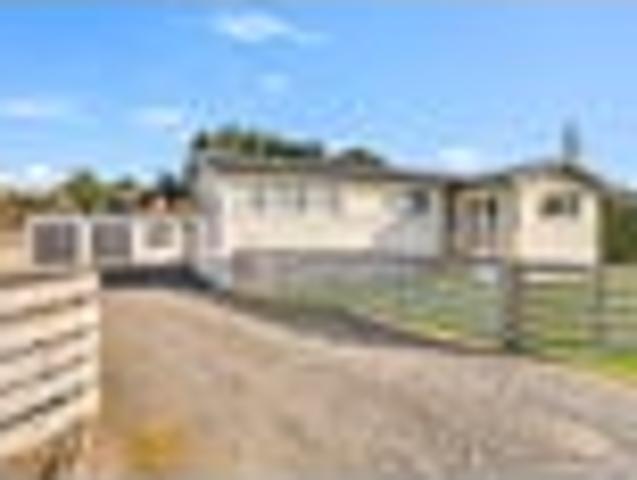 House for sale in Halcombe