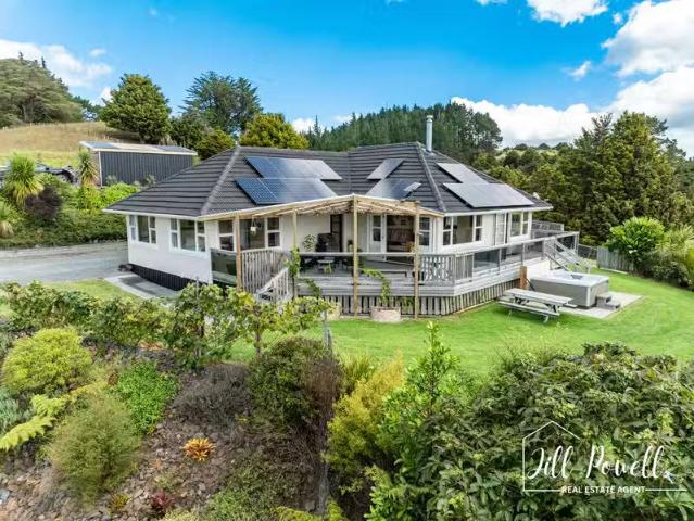 House for sale in Paparoa, Northland