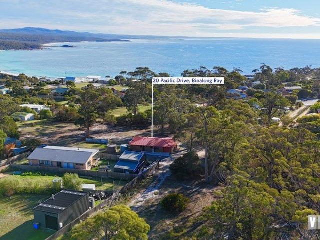 House for sale in Binalong Bay, Tasmania