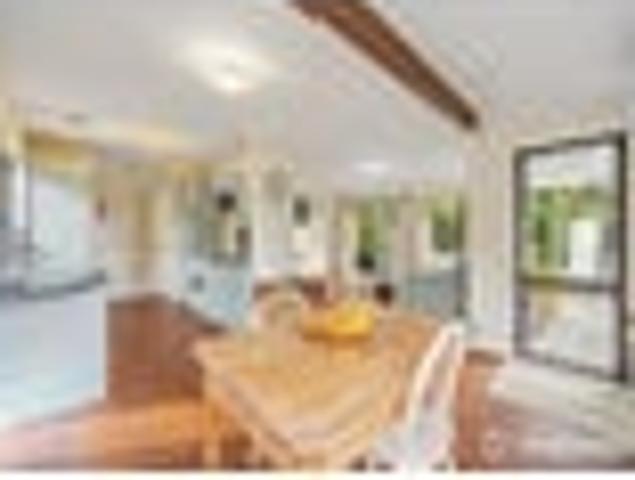 House for sale in Days Bay, Wellington