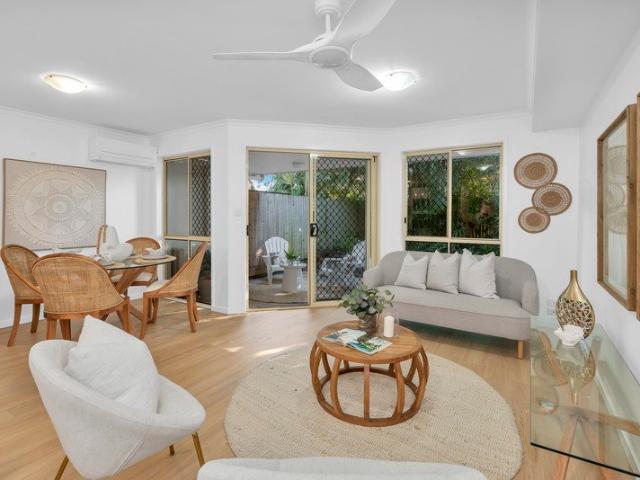 Townhouse for sale in Kings Creek, Queensland