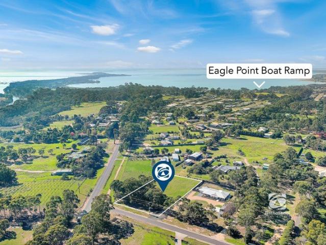 Land for sale in Eagle Point, Victoria