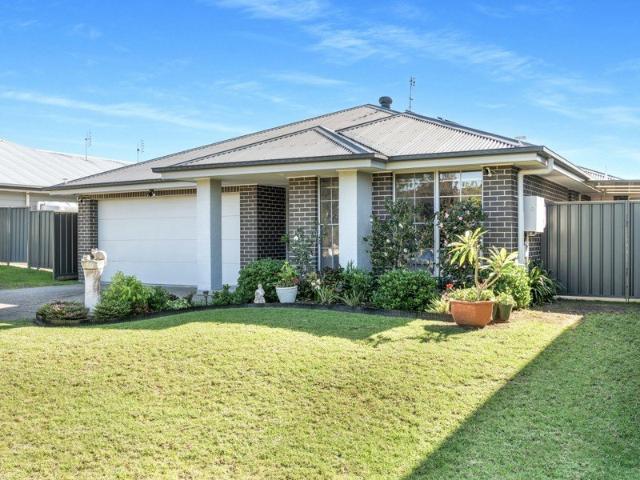 House for sale in Sussex Inlet, New South Wales