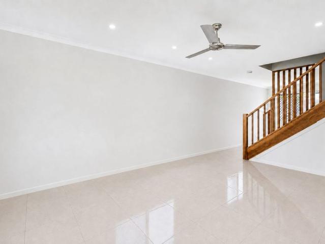 Townhouse for rent in Toombul, Queensland