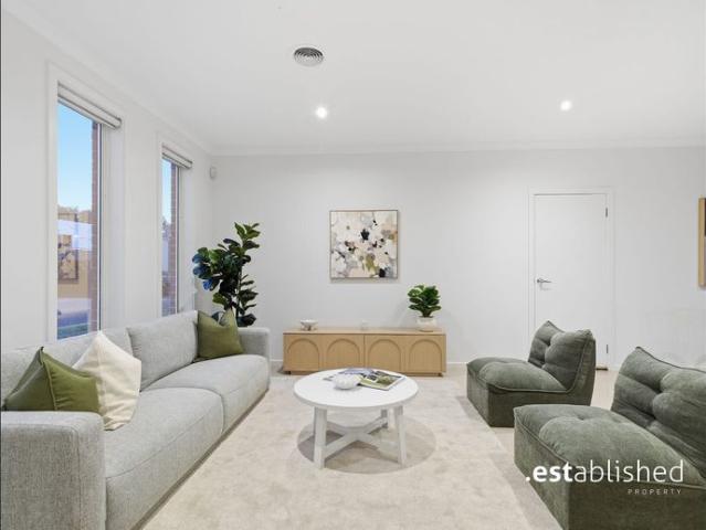 Townhouse for rent in The Boardwalk, Melbourne