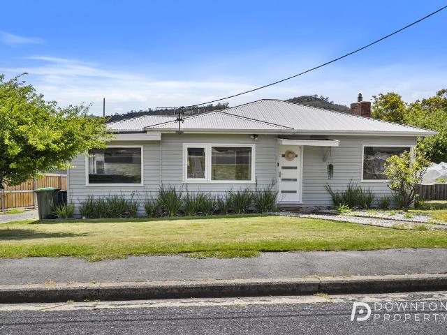 House for sale in Geilston Bay, Tasmania