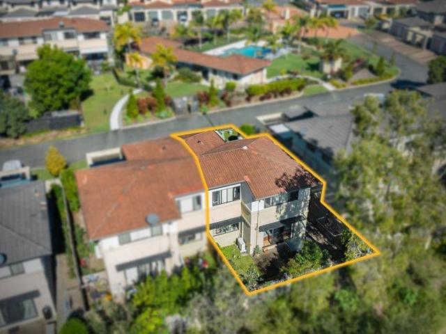 Townhouse for sale in Fernbrook, Queensland