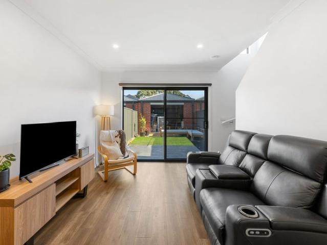 Townhouse for rent in Camerons Creek, Victoria