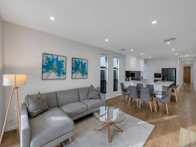 Townhouse for rent in Horseshoe Creek, South Australia