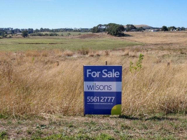 Land for sale in Panmure, Victoria