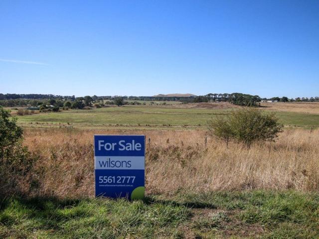 Land for sale in Panmure, Victoria