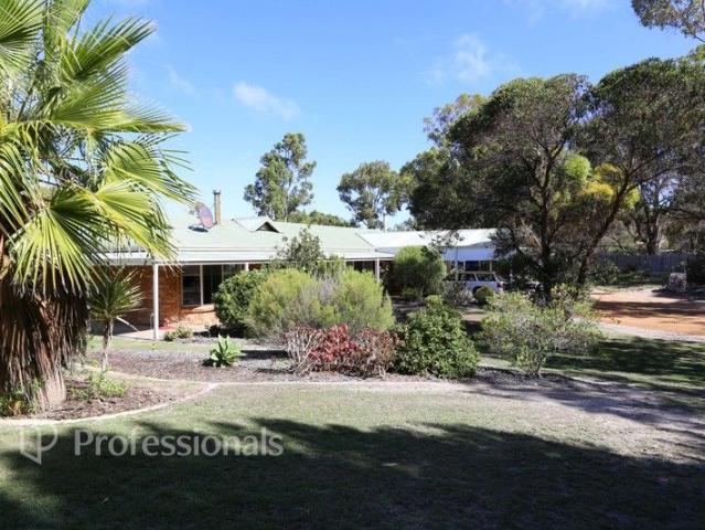 Cottage for sale in Esperance, Western Australia