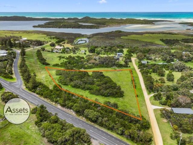 Cottage for sale in Nelson, Victoria